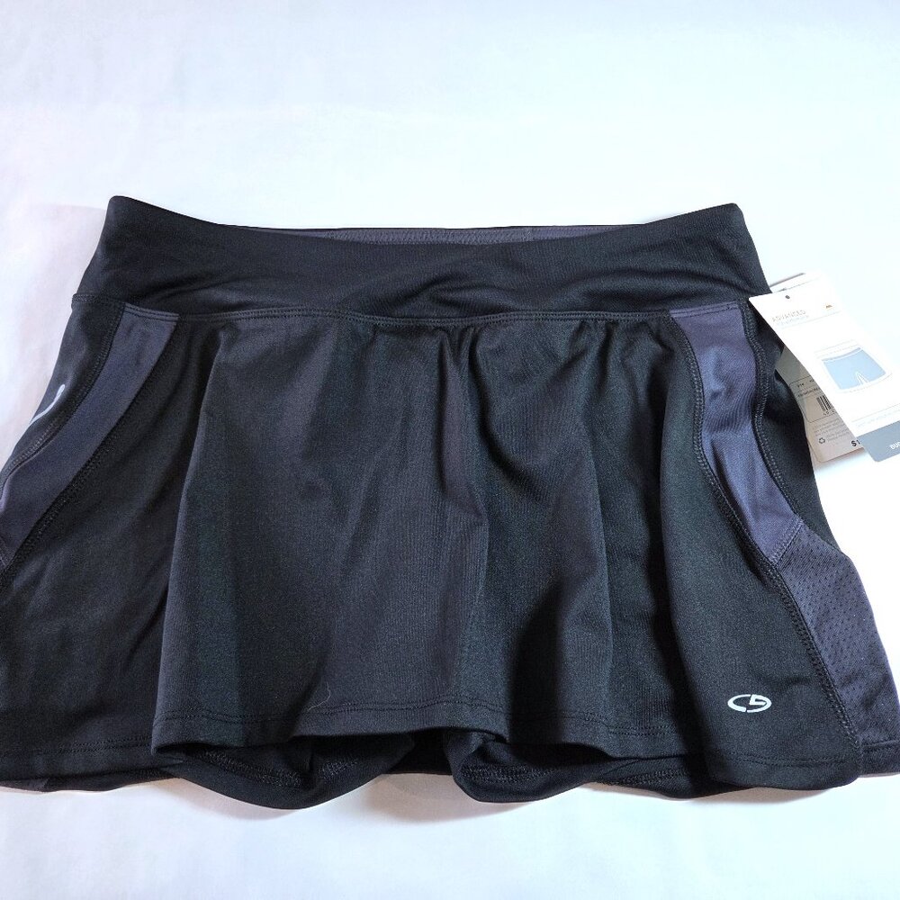 NWT C9 by Champion Shorts Size M